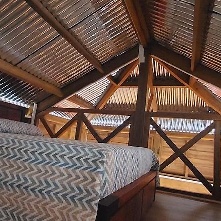 Maison Le Bois Joli Coeur Saint Benoit Ngoại thất bức ảnh